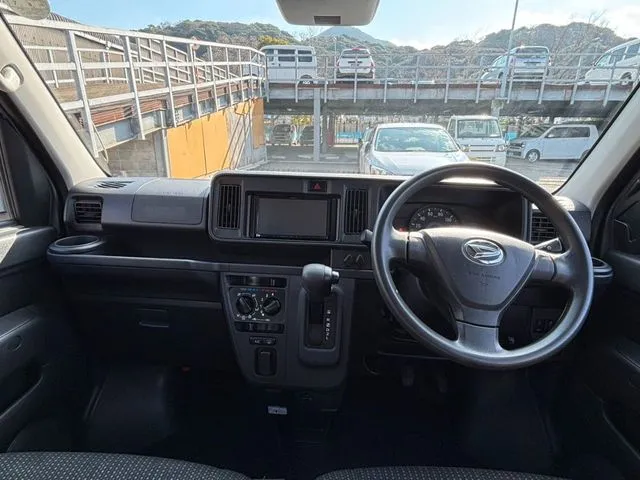 ダイハツ ハイゼットカーゴ