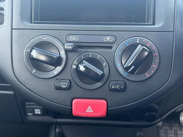 ニッサン NV150 AD 2WD