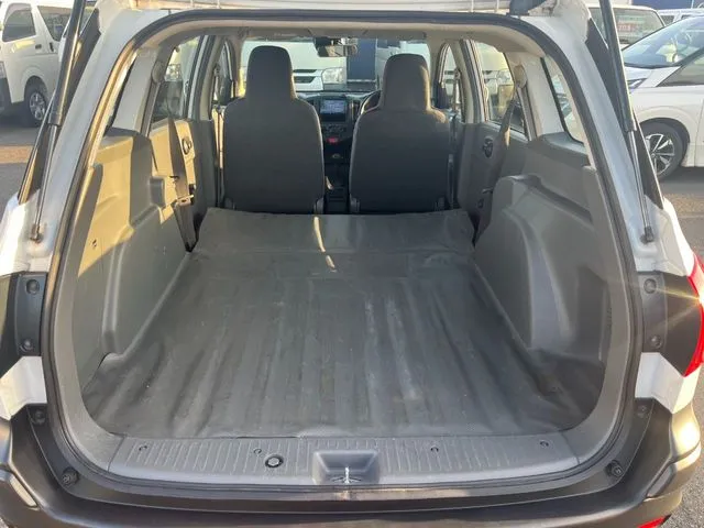 ニッサン NV150 AD 2WD