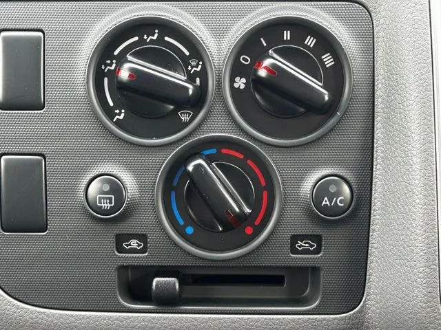 ニッサン　ＮＶ３５０キャラバン　１．２ｔ