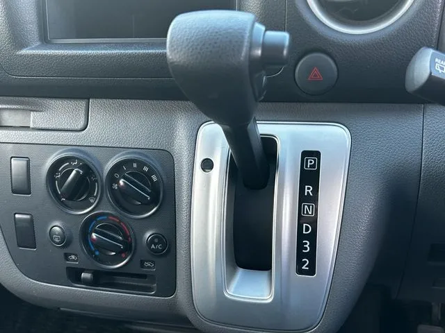 ニッサン NV350キャラバン