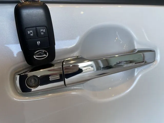 ダイハツ　タント　カスタム