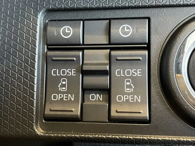 ダイハツ　タント　カスタム