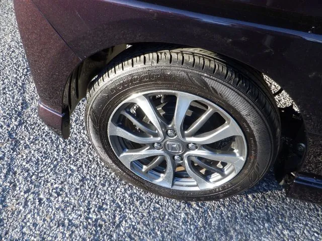 Ｎ　ＢＯＸ　カスタム（ホンダ）の車両写真