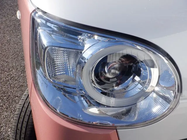 ムーヴ　キャンバス（ダイハツ）の車両写真