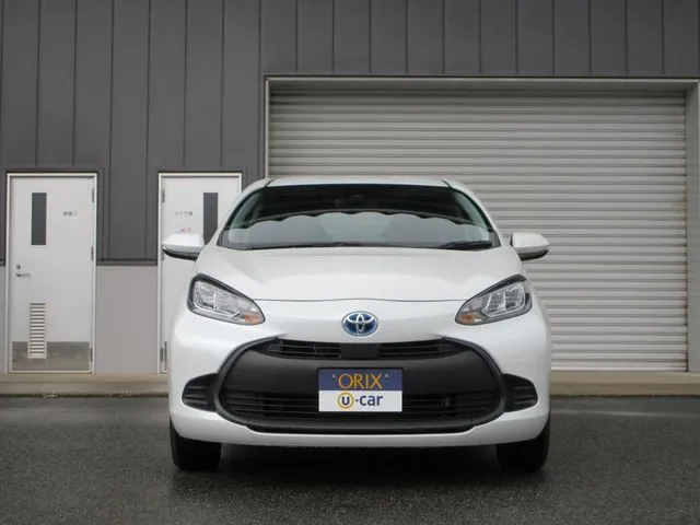 アクア（トヨタ）の車両写真