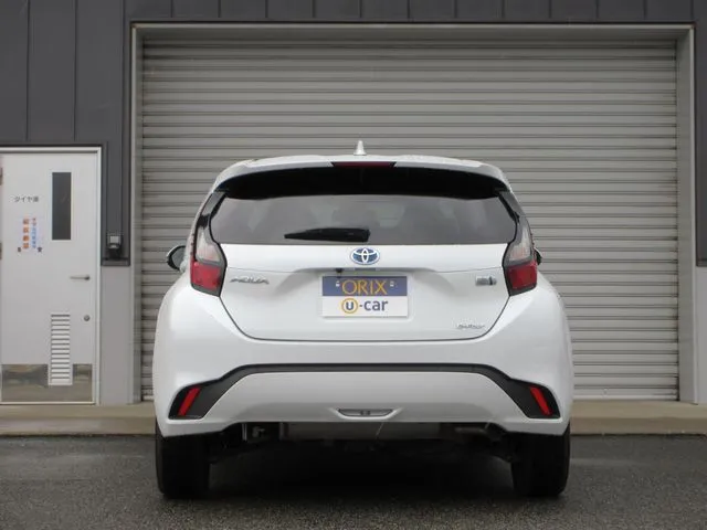 アクア（トヨタ）の車両写真