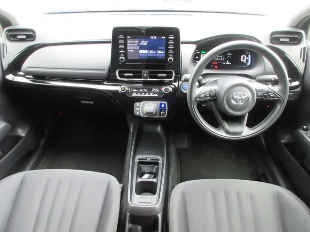 アクア（トヨタ）の車両写真