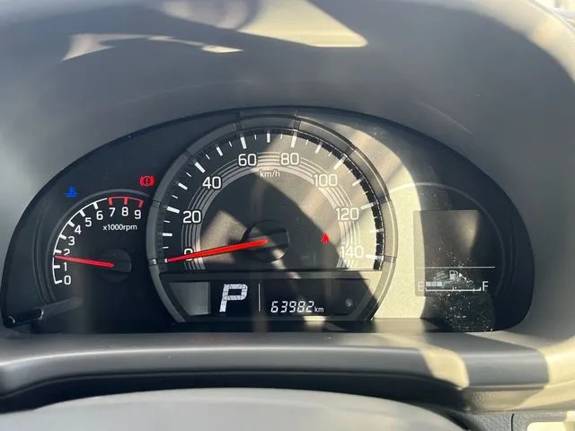 エブリイバン（スズキ）の車両写真