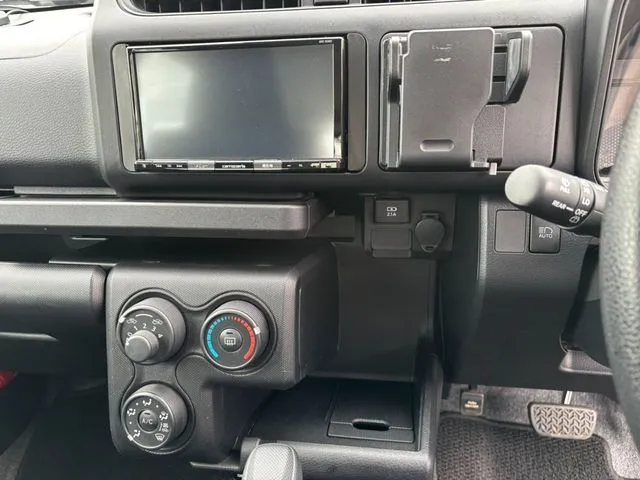プロボックスバン　２ＷＤ（トヨタ）の車両写真
