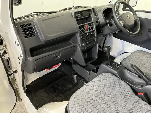キャリイトラック　４ＷＤ（スズキ）の車両写真