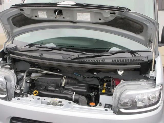 タント 4WD(ダイハツ)の車両写真