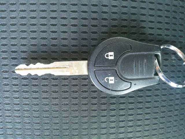 ＡＤ　４ＷＤ（ニッサン）の車両写真