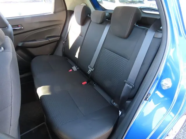 スズキ　スイフト