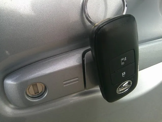 タント　４ＷＤ（ダイハツ）の車両写真