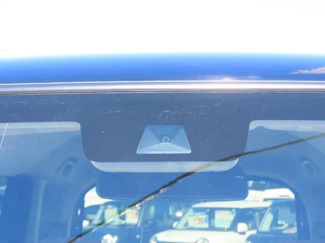 N BOX(ホンダ)の車両写真