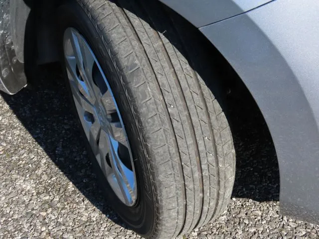 フィット　ｅ：ＨＥＶ（ホンダ）の車両写真