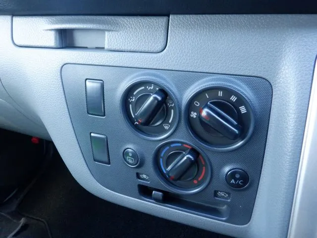 ＮＶ３５０キャラバン　１．２ｔ（ニッサン）の車両写真