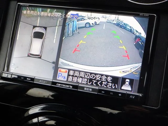 ノート（ニッサン）の車両写真