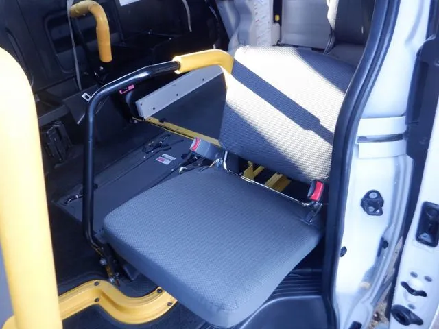 ハイエースバン 4WD(トヨタ)の車両写真