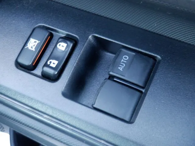 アクア（トヨタ）の車両写真