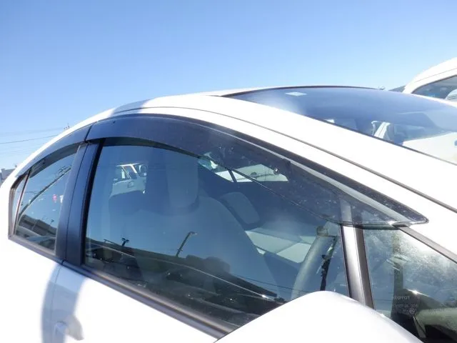 アクア（トヨタ）の車両写真