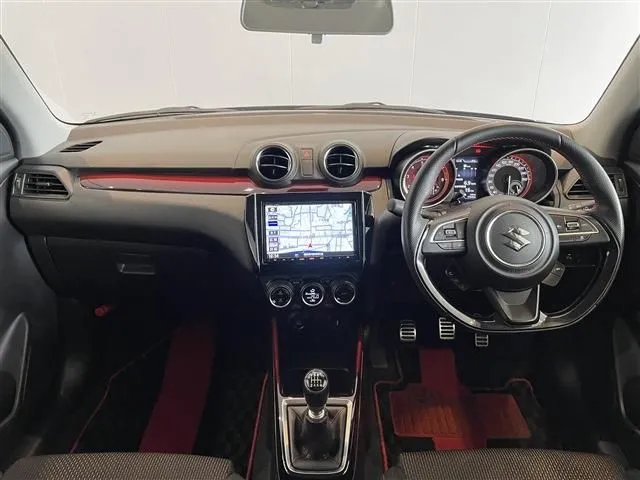 スズキ　スイフト