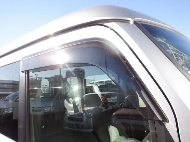 Ｎ－ＶＡＮ　４ＷＤ（ホンダ）の車両写真