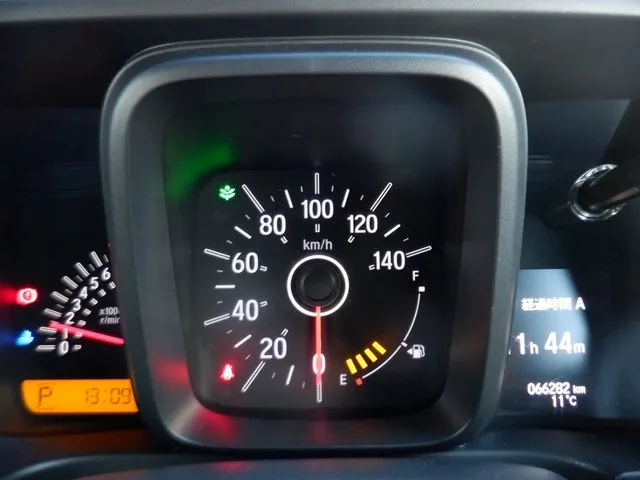 Ｎ－ＶＡＮ　４ＷＤ（ホンダ）の車両写真