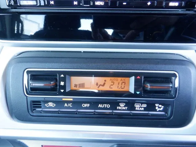 スペーシア 4WD(スズキ)の車両写真