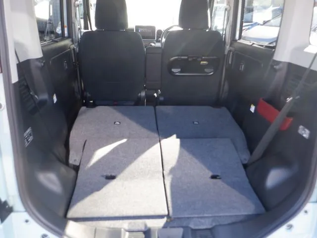 スペーシア 4WD(スズキ)の車両写真