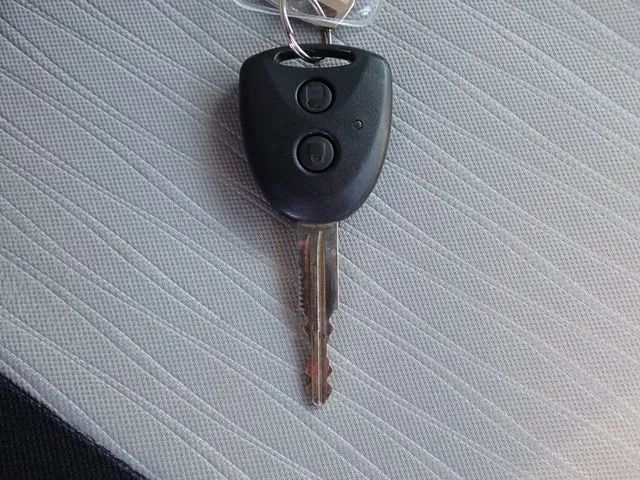 ミラ イース(ダイハツ)の車両写真