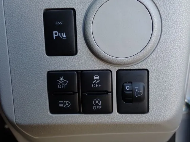 ミラ イース(ダイハツ)の車両写真