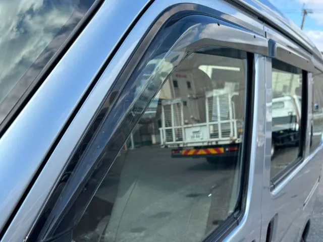 ハイゼットカーゴ（ダイハツ）の車両写真