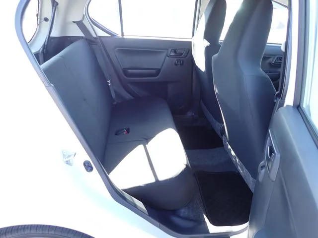 ダイハツ　ミラ　イース