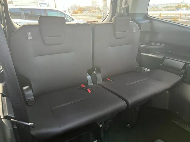 ノア（トヨタ）の車両写真