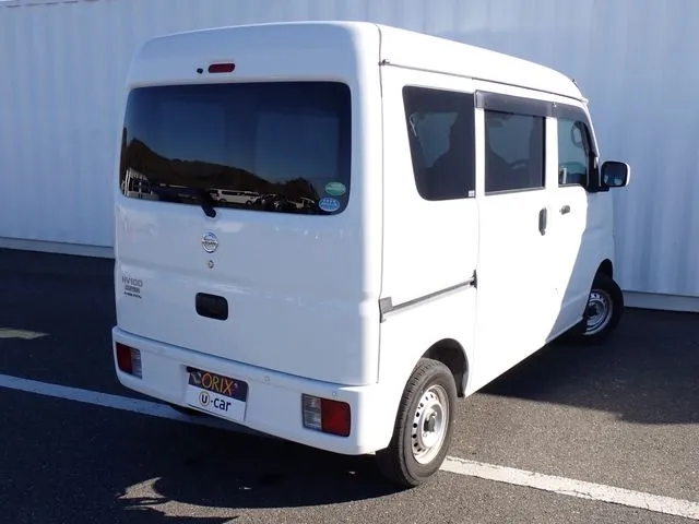 ＮＶ１００クリッパー（ニッサン）の車両写真