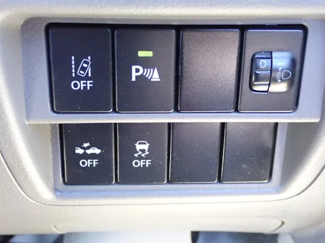 ＮＶ１００クリッパー（ニッサン）の車両写真