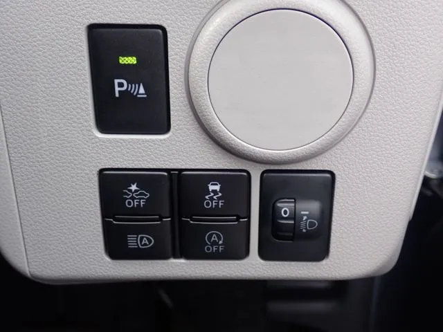 ミラ イース(ダイハツ)の車両写真