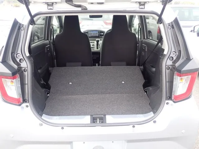 ミラ イース(ダイハツ)の車両写真