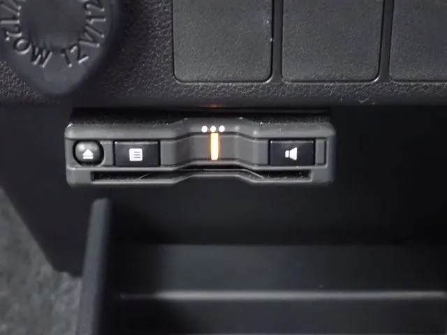 ミラ イース(ダイハツ)の車両写真