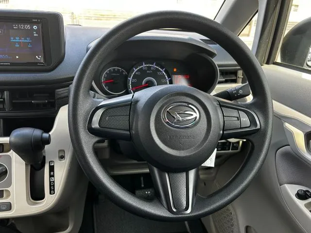 ムーヴ（ダイハツ）の車両写真