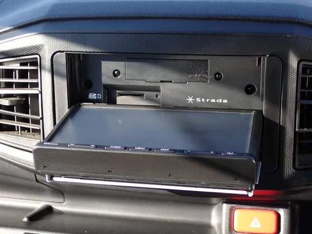 ミラ　イース（ダイハツ）の車両写真