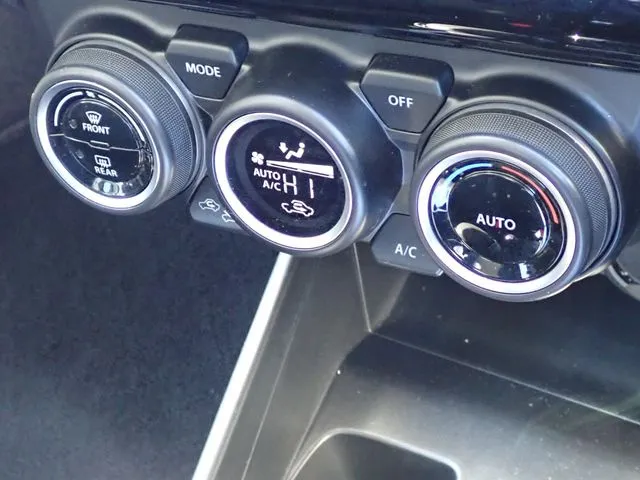 スズキ　スイフト