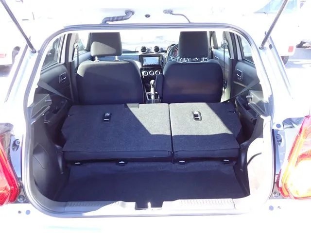 スズキ　スイフト