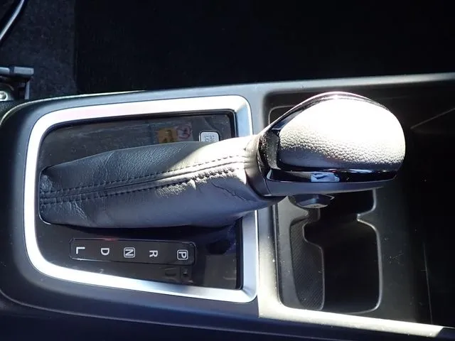 スズキ　スイフト