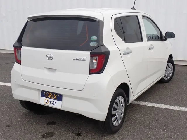 ミラ イース(ダイハツ)の車両写真