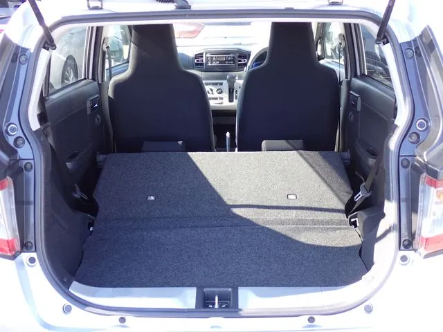 ミラ イース(ダイハツ)の車両写真