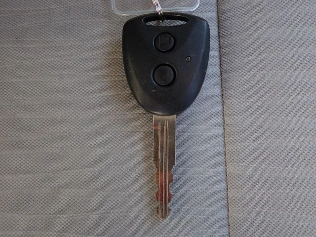 ミラ イース(ダイハツ)の車両写真