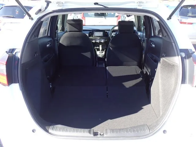 フィット（ホンダ）の車両写真